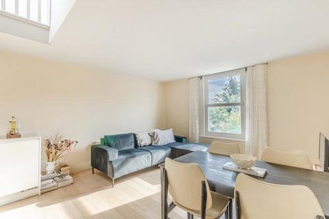 2 bedroom flat for sale, 57B Woolstone Road, London, SE23 2TR