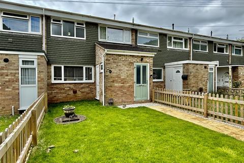 3 bedroom terraced house for sale, Queens Crescent, Chippenham SN14