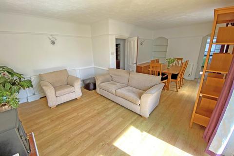 undefined, Kings Walk, Shoreham-by-Sea BN43