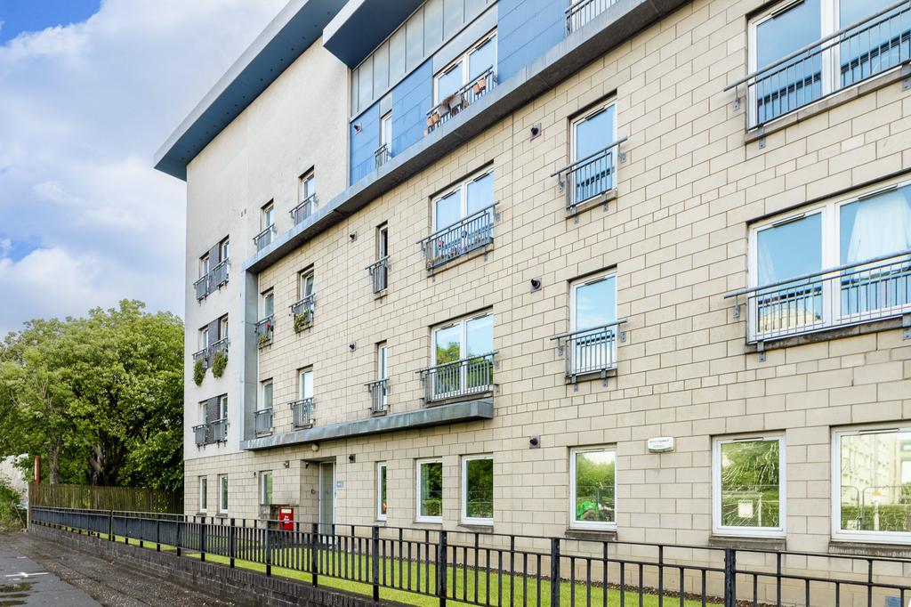 Shields Road, Pollokshields, Glasgow 1 bed apartment for sale £120,000