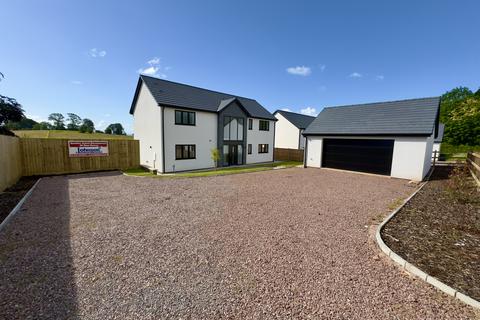 4 bedroom detached house for sale, The Elms, Huntley, Gloucestershire, GL19 3HA