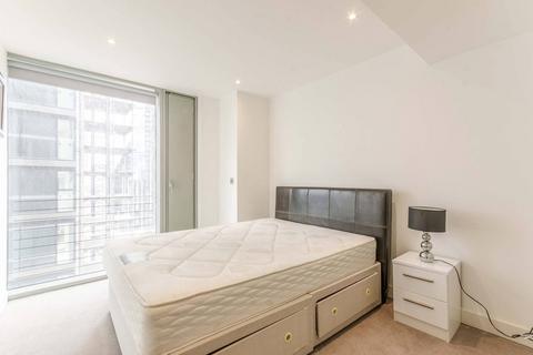 1 bedroom flat to rent, Landmark West Tower, Canary Wharf, London, E14