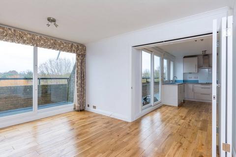 4 bedroom flat to rent, Brentford Dock, Brentford, TW8