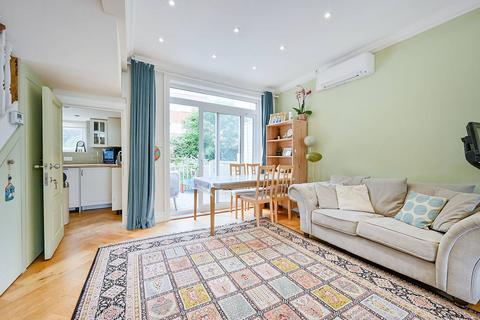 5 bedroom maisonette to rent, Chapel Road, Ealing, London, W13