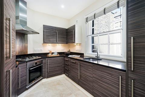 2 bedroom flat to rent, Lees Place, Mayfair, London