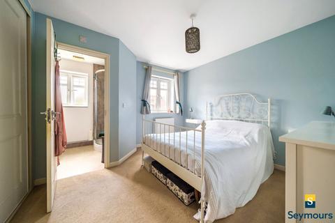 6 Sime Close, Guildford, GU3 3ED
