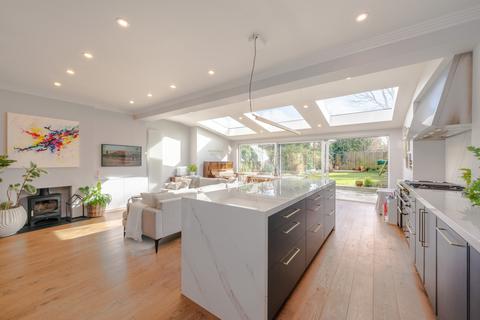 5 Percival Road, London, SW14 7QE