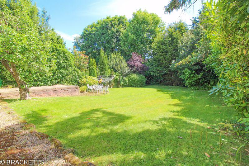 St. James Road, Tunbridge Wells 1 bed ground floor flat to rent £