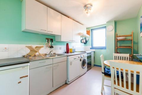 1 bedroom flat to rent, Deancross Street, Stepney, London, E1