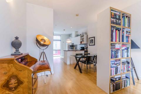 2 bedroom maisonette to rent, Piano Lane, Islington, London, N16