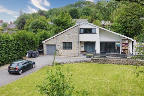 4 bedroom detached house for sale, Foxhollows, Llancarfan, CF62 3AD