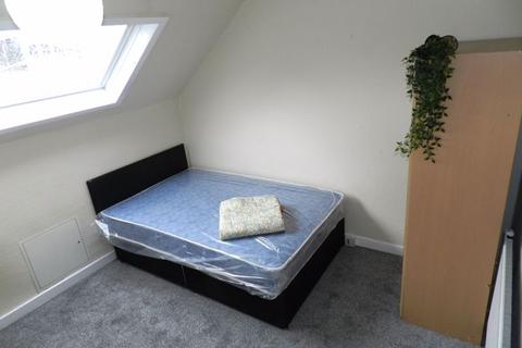 175 Cardigan Road, Leeds, LS6 1QL