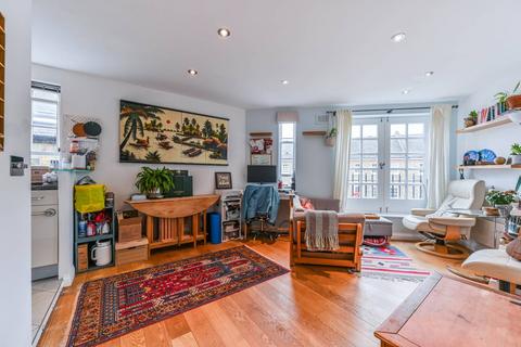 1 bedroom flat to rent, Regents Bridge Gardens, Vauxhall, London, SW8