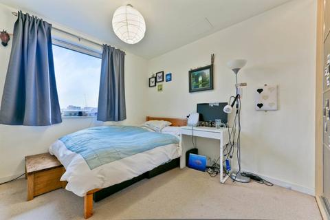 2 bedroom flat to rent, Provost Street, Old Street, London, N1