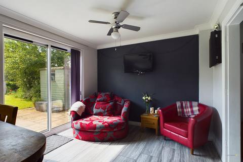 15 Tunnicliffe Way, Uttoxeter, ST14 5NP