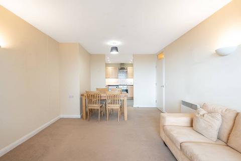 1 bedroom flat for sale, Donnington Court, Willesden, London, NW10