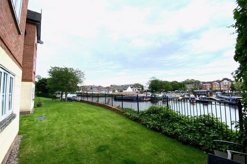 2 bedroom apartment for sale, The Moathouse, Marine Approach, Northwich