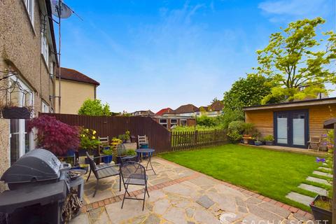 3 bedroom semi-detached house for sale, Oakhurst Road, Epsom, KT19