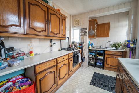 21 Minterne Avenue, Southall, UB2 4HN