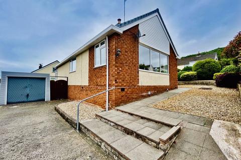 2 bedroom detached bungalow for sale, Cambrian Drive, Rhos on Sea