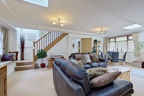 4 bedroom detached bungalow for sale, Edge Hill Road, Sutton Coldfield B74