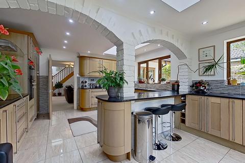 4 bedroom detached bungalow for sale, Edge Hill Road, Sutton Coldfield B74