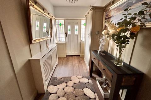 91 Darnick Road, Sutton Coldfield, B73 6PF