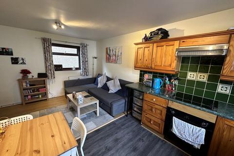 2 bedroom terraced house for sale, Bangor, Gwynedd