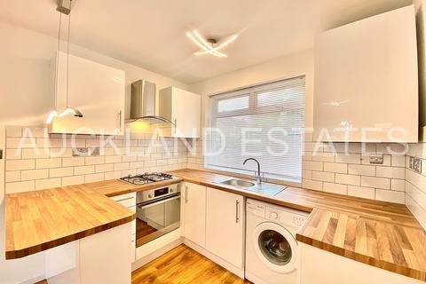 1 bedroom ground floor maisonette for sale, Great Slades, Potters Bar EN6