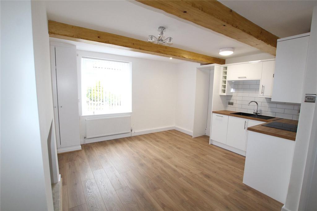Lounge/Kitchen