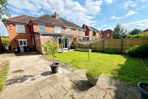 4 bedroom semi-detached house for sale, New Beacon Road, Grantham