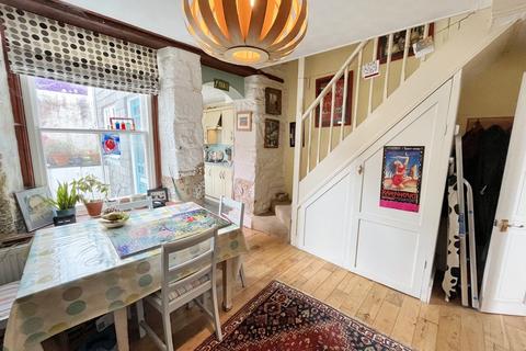 9 Mutton Row, Penryn, TR10 8EZ