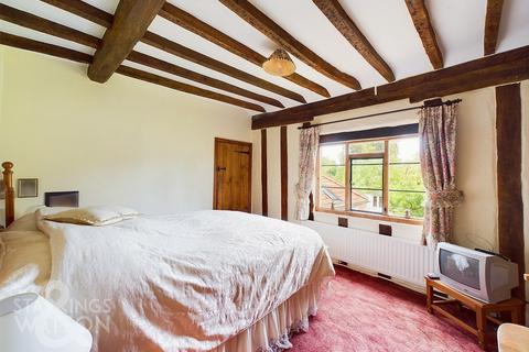 4 bedroom cottage for sale, South Green, Mattishall, Dereham