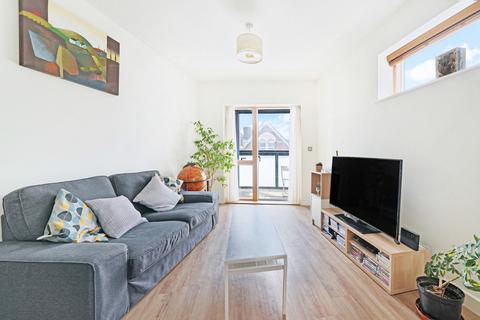 2 bedroom apartment for sale, West Green Road, Turnpike Lane N15