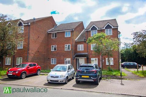 1 bedroom apartment for sale, Cranleigh Close, West Cheshunt