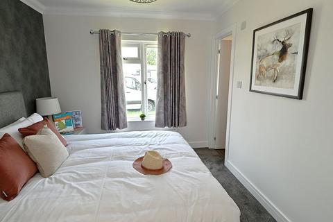 2 bedroom park home for sale, New Road, Shefford SG17