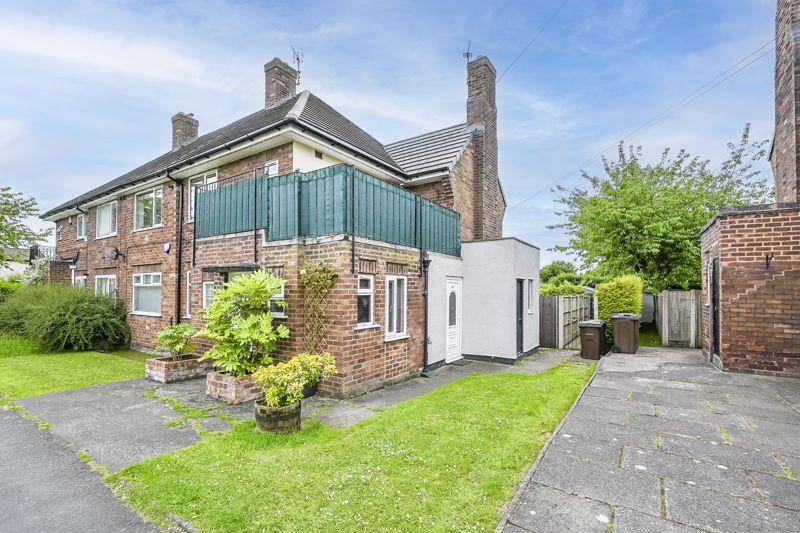 Liverpool Road, Lydiate L31 2 bed ground floor flat for sale £119,500