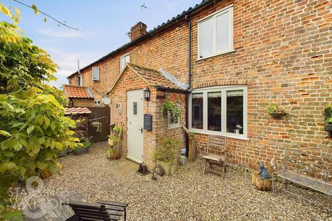 2 bedroom terraced house for sale, Church Road, Felmingham, North Walsham