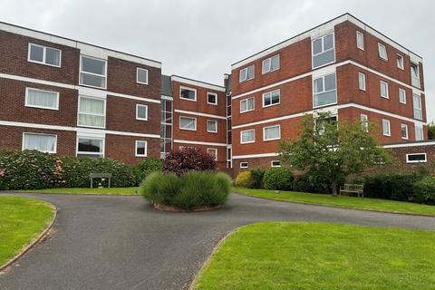 2 bedroom apartment to rent, St Lukes Court