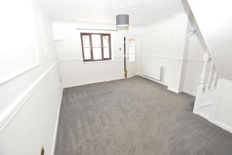 2 bedroom terraced house to rent, Constance Close, Witham