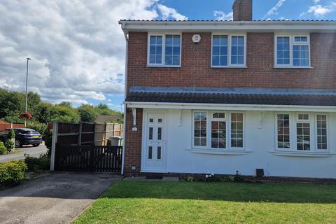 2 bedroom semi-detached house to rent, The Heathers, Boughton, Newark