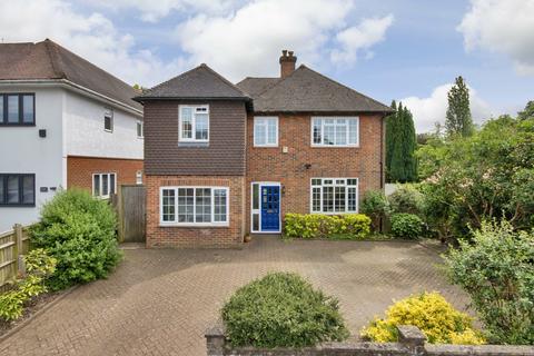 4 bedroom detached house for sale, Yew Tree Road, Southborough TN4