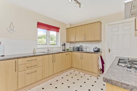 62 Allison Gardens, Blackridge, Bathgate, EH48 3AZ