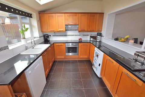 3 bedroom terraced house for sale, Rowan Court, Catterick