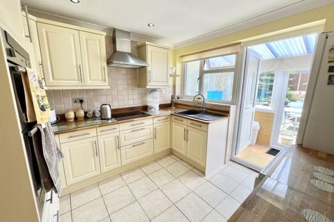 3 bedroom bungalow for sale, Verity Crescent, Poole BH17