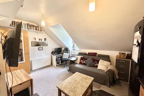 2 bedroom flat for sale, 64 Manor Avenue, Poole BH12