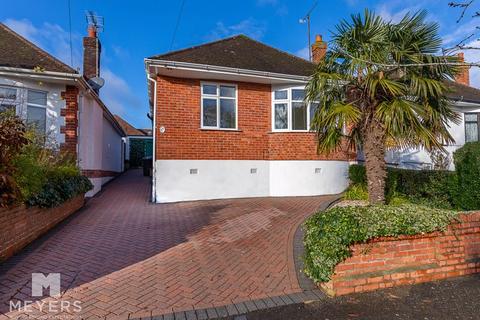 2 bedroom bungalow for sale, Brierley Road, Bournemouth