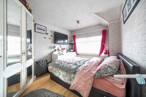 44 Gresham Road, Uxbridge, UB10 0HU