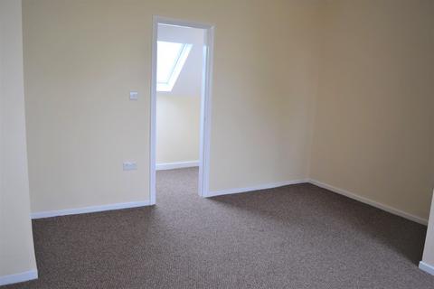 2 bedroom terraced house to rent, Linden Street, Mansfield, Nottinghamshire, NG19 7EG