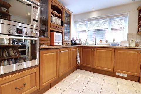 14 Elm Close, Great Haywood, Stafford, ST18 0SP